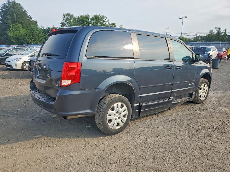 Photo 3 from auction – 2014 DODGE GRAND CARAVAN with VIN 2C7WDGBG2ER220404