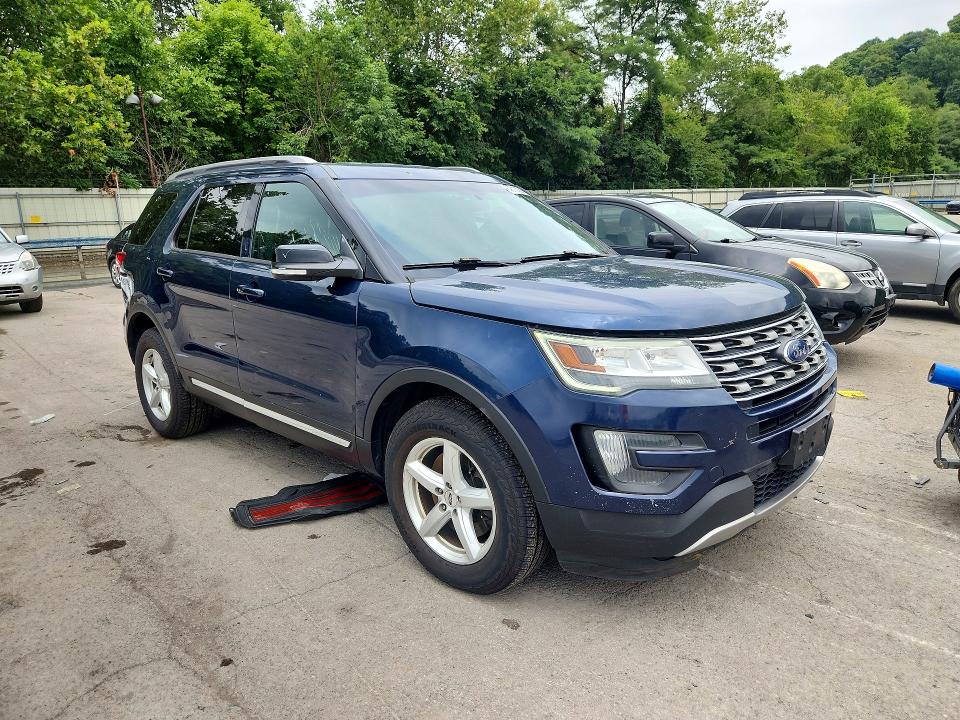 Photo 4 from auction – 2016 FORD EXPLORER with VIN 1FM5K8D88GGA31458