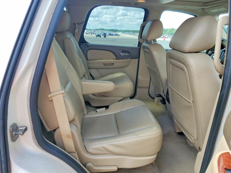 Photo 11 from auction – 2013 CHEVROLET TAHOE with VIN 1GNSCCE06DR198330