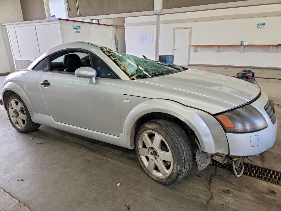 Photo 4 from auction – 2001 AUDI TT with VIN TRUSX28N411020513