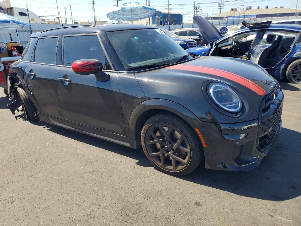 Photo 4 from auction – 2026 MINI COOPER with VIN WMW53GD00T2X78983