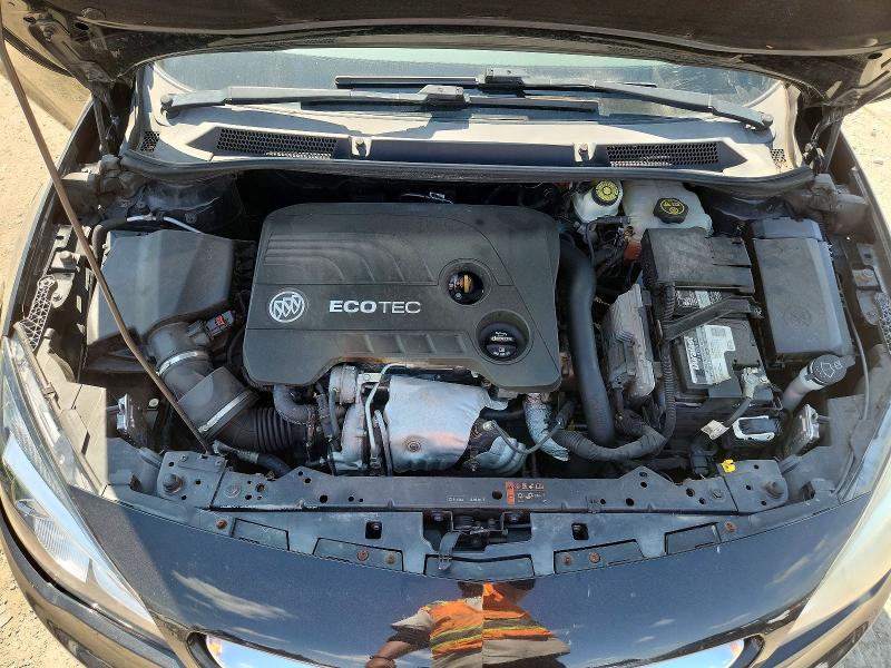 Photo 11 from auction – 2016 BUICK CASCADA with VIN W04WT3N52GG006577