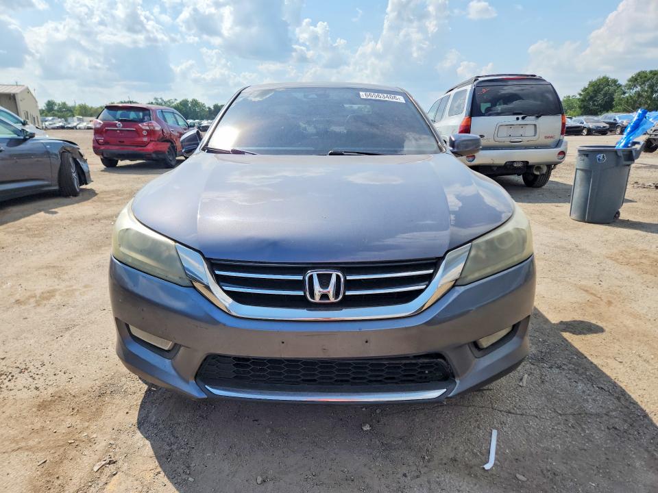 Photo 5 from auction – 2013 HONDA ACCORD with VIN 1HGCR3F8XDA019755
