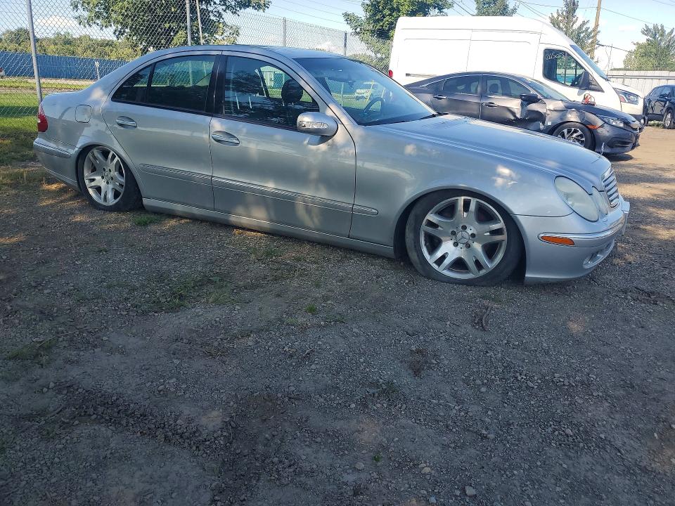 Photo 4 from auction – 2003 MERCEDES-BENZ E with VIN WDBUF70J33A208758