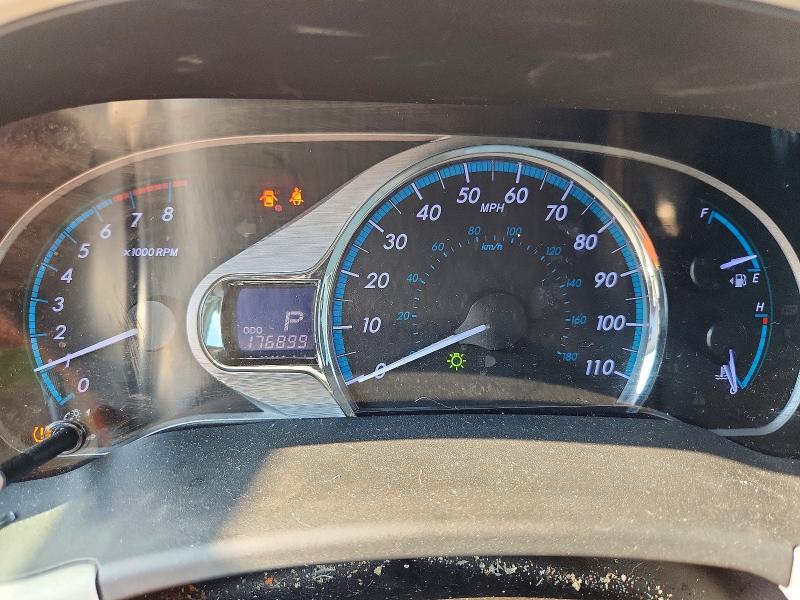 Photo 9 from auction – 2014 TOYOTA SIENNA with VIN 5TDYK3DC6ES462344