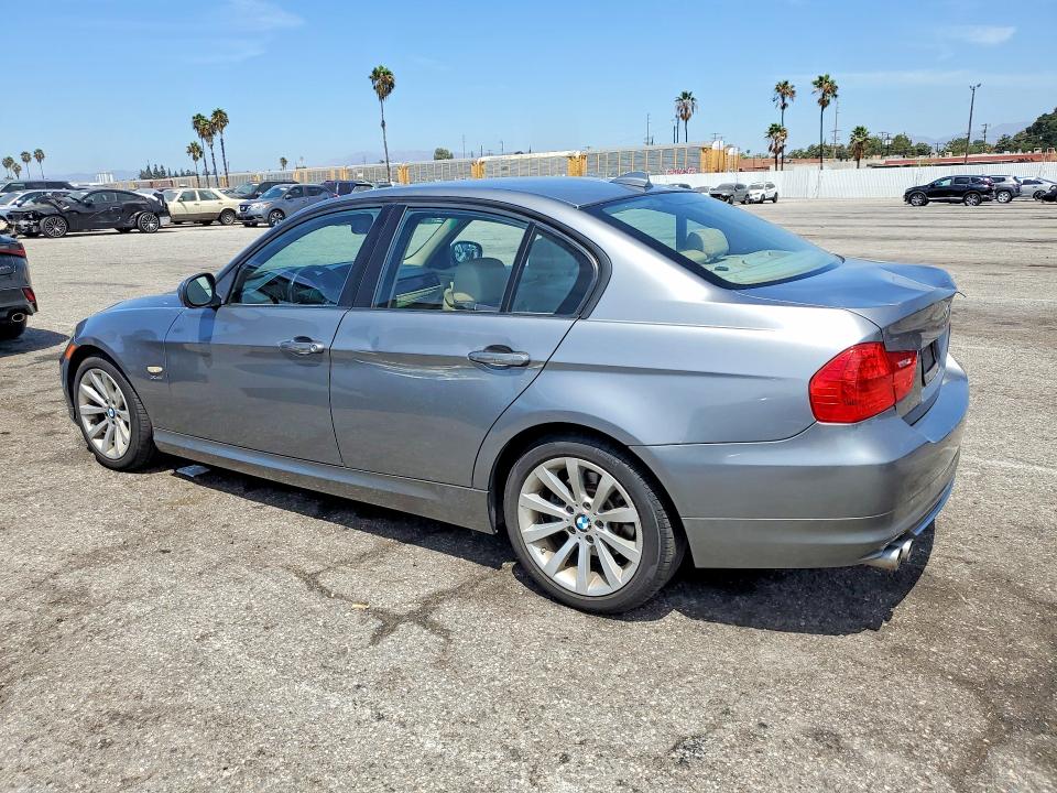 Photo 2 from auction – 2011 BMW 328 with VIN WBAPK5C56BA662463