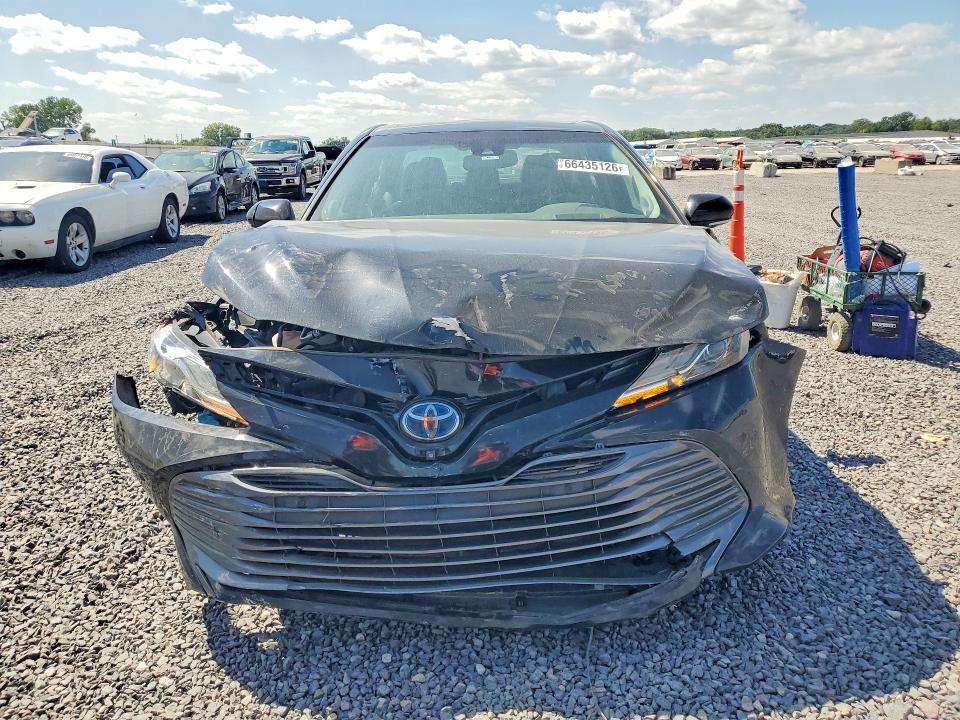 Photo 5 from auction – 2020 TOYOTA CAMRY with VIN 4T1F31AKXLU018392