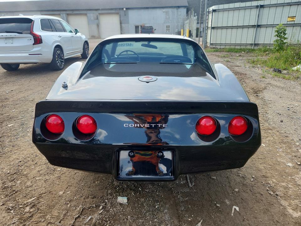 Photo 6 from auction – 1975 CHEVROLET CORVETTE with VIN 1Z37J5S411291