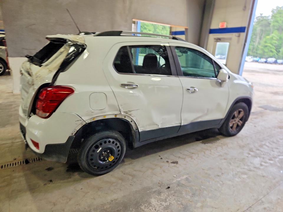Photo 3 from auction – 2020 CHEVROLET TRAX with VIN KL7CJPSB0LB020465