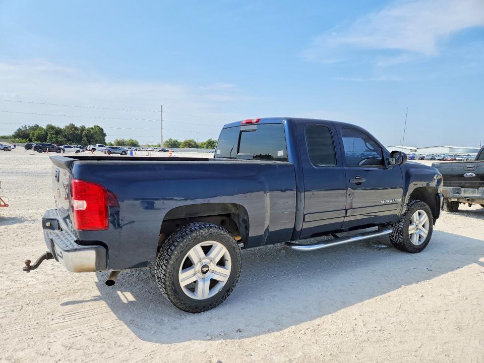 Photo 3 from auction – 2008 CHEVROLET SILVERADO with VIN 2GCEC190181314620