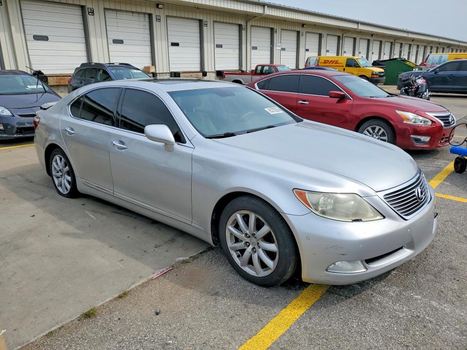 صورة رقم 4 من المزاد - 2008 LEXUS LS مع VIN JTHBL46F685074541