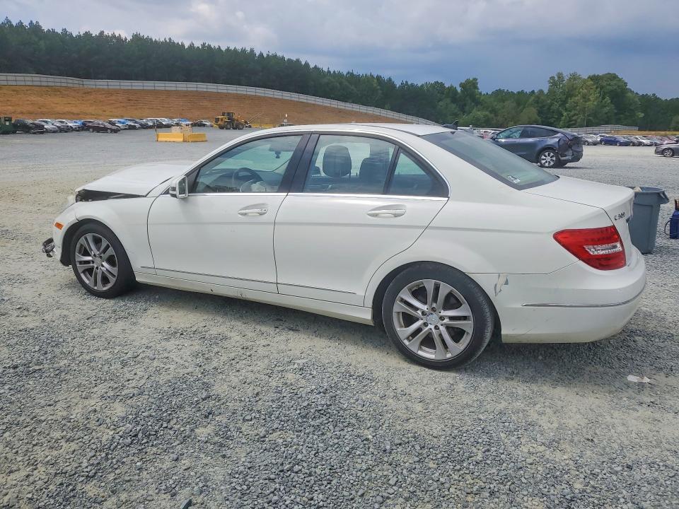 Photo 2 from auction – 2012 MERCEDES-BENZ C with VIN WDDGF8BB3CF894481