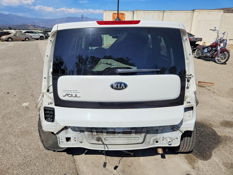 Photo 6 from auction – 2016 KIA SOUL with VIN KNDJN2A24G7272540