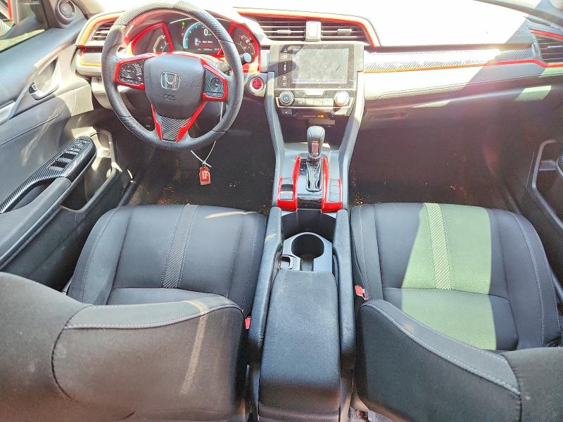 Photo 8 from auction – 2017 HONDA CIVIC with VIN 2HGFC1F36HH638495