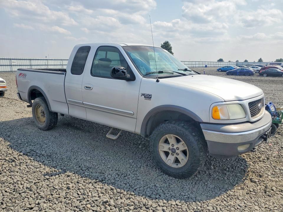 Photo 4 from auction – 2003 FORD F150 with VIN 1FTRX18L53NB92546