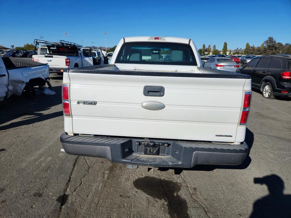 Photo 6 from auction – 2011 FORD F150 with VIN 1FTMF1CF8BFC77727