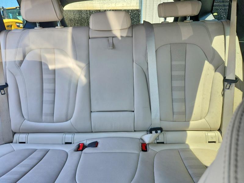 Photo 10 from auction – 2021 BMW X5 with VIN 5UXCR6C02M9E75055
