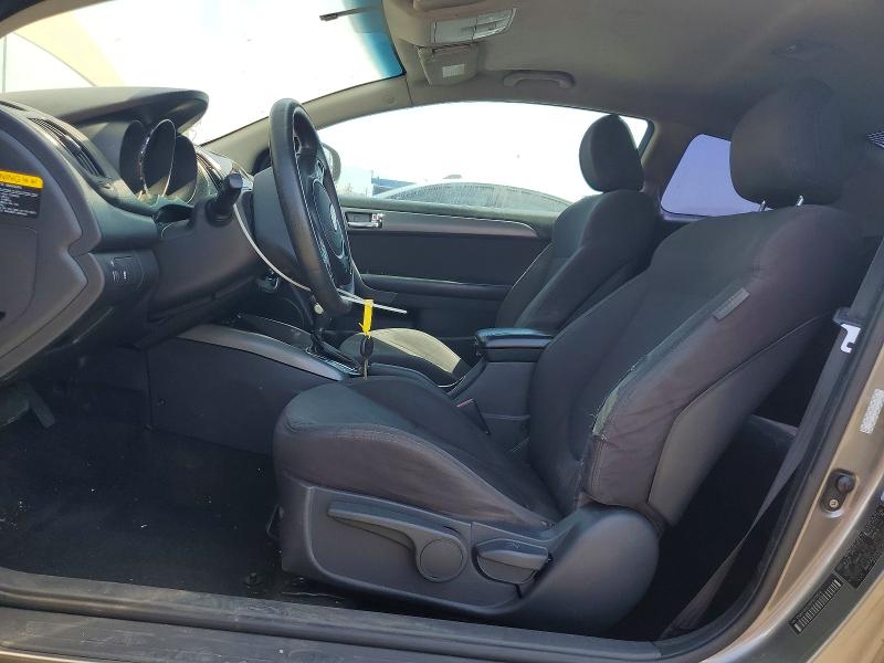 Photo 7 from auction – 2013 KIA FORTE KOUP with VIN KNAFU6A26D5671826