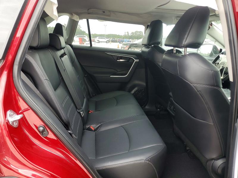 Photo 11 from auction – 2024 TOYOTA RAV4 with VIN 2T3C1RFV2RW320270