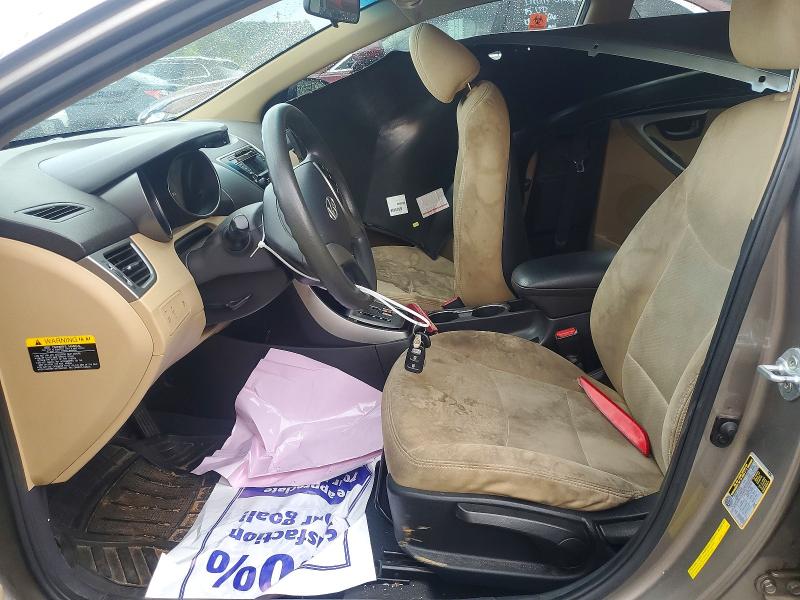 Photo 7 from auction – 2013 HYUNDAI ELANTRA with VIN 5NPDH4AE7DH239176
