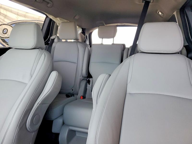 Photo 10 from auction – 2021 HONDA ODYSSEY with VIN 5FNRL6H70MB039732