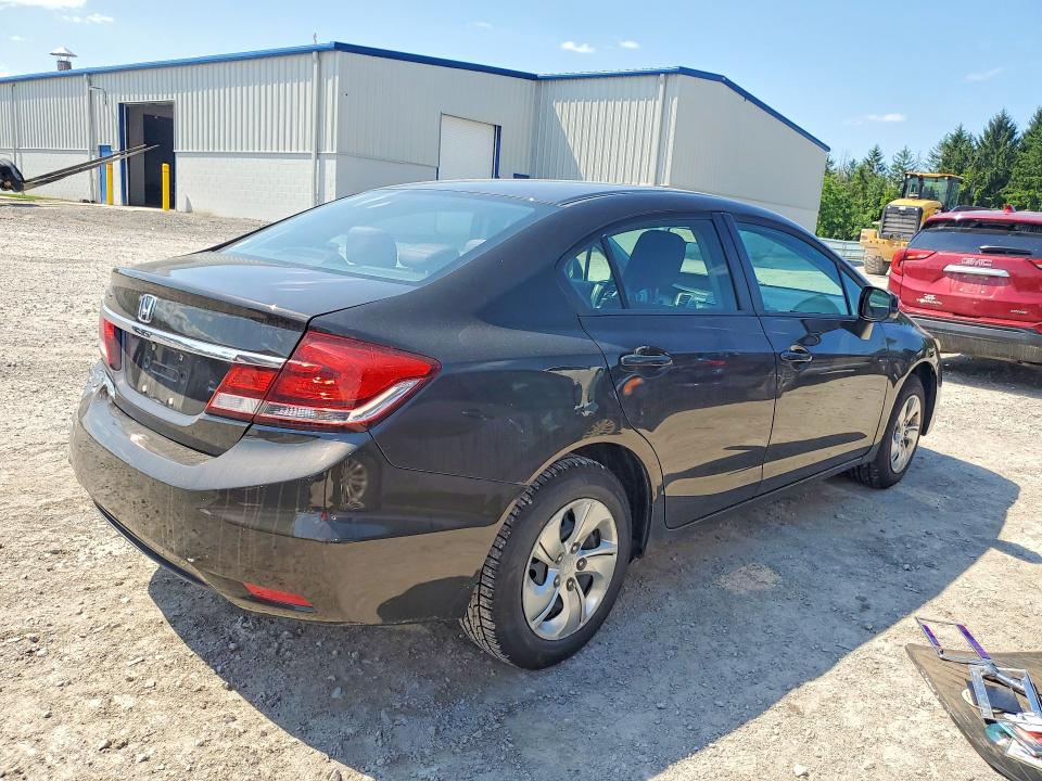 Photo 3 from auction – 2013 HONDA CIVIC with VIN 19XFB2E58DE056060