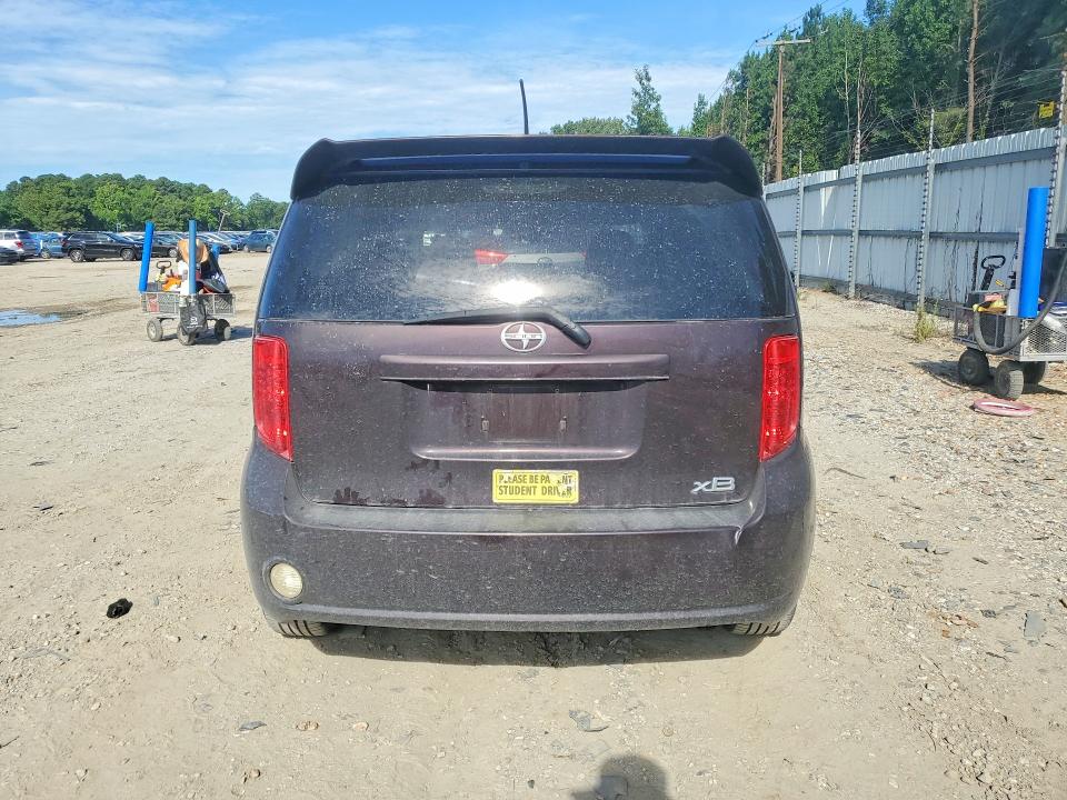 Photo 6 from auction – 2008 SCION XB with VIN JTLKE50E881028562