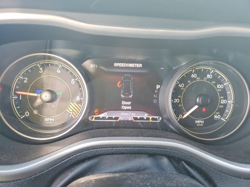 Photo 9 from auction – 2014 JEEP CHEROKEE with VIN 1C4PJLDB2EW241586