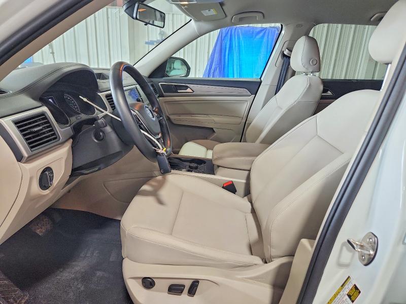 Photo 7 from auction – 2019 VOLKSWAGEN ATLAS with VIN 1V2LR2CA8KC621344