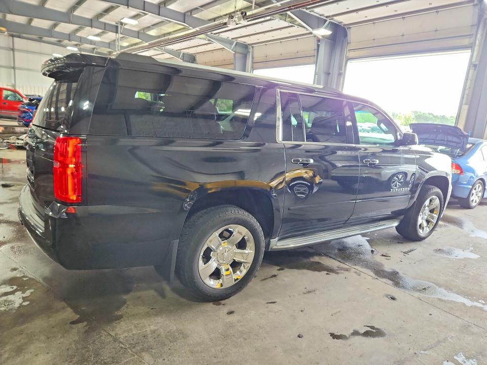 Photo 3 from auction – 2015 CHEVROLET SUBURBAN with VIN 1GNSKKKC9FR148665