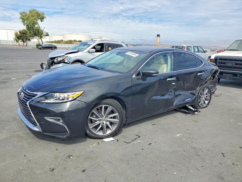 Photo 1 from auction – 2017 LEXUS ES with VIN JTHBW1GG6H2146496