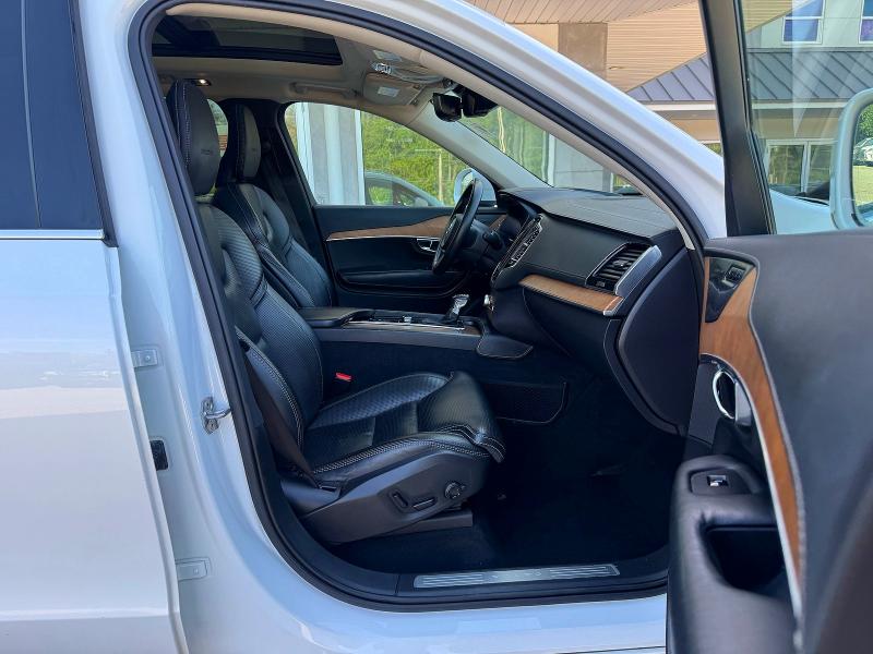 Photo 5 from auction – 2019 VOLVO XC90 with VIN YV4A22PL6K1487077