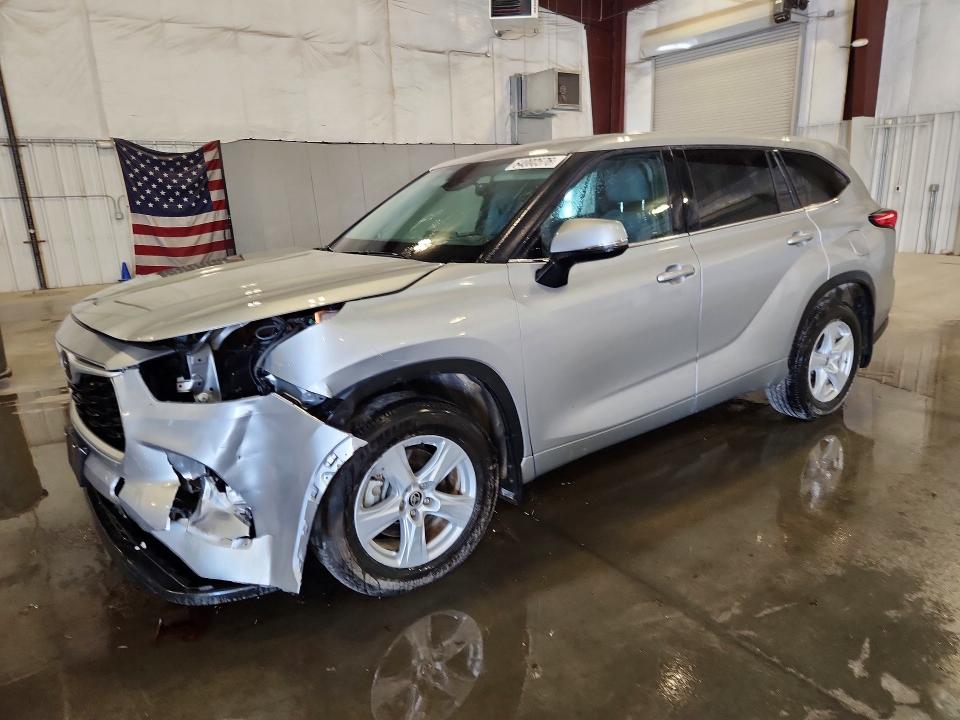 2021 TOYOTA HIGHLANDER - Търг №64000576