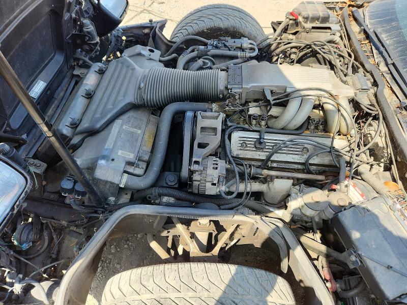 Photo 12 from auction – 1990 CHEVROLET CORVETTE with VIN 1G1YY2389L5101675