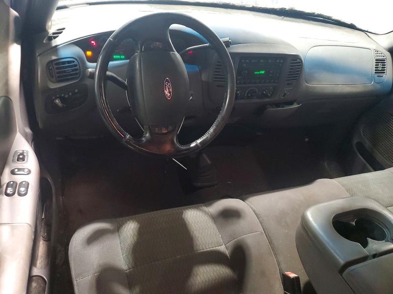 Photo 8 from auction – 2003 FORD F150 with VIN 2FTRX18L23CA29942