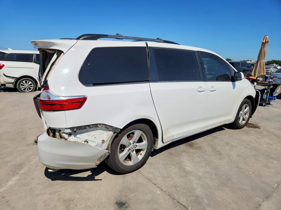 Photo 3 from auction – 2015 TOYOTA SIENNA with VIN 5TDKK3DC7FS582418