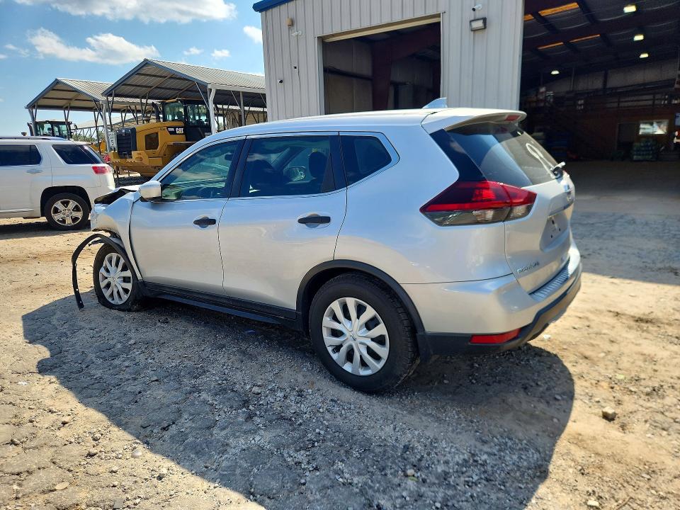 Photo 2 from auction – 2019 NISSAN ROGUE with VIN 5N1AT2MT3KC800476