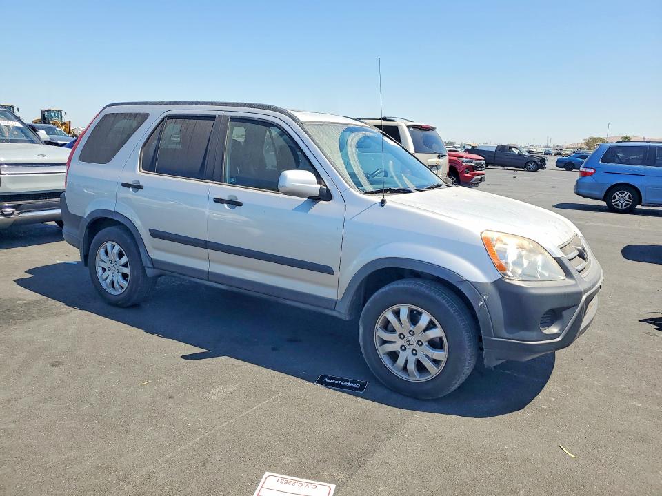 Photo 4 from auction – 2006 HONDA CR-V with VIN JHLRD78846C052692