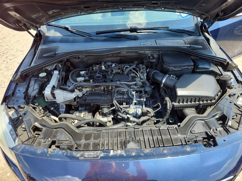 Photo 11 from auction – 2015 VOLVO V60 with VIN YV140MEM5F1240811