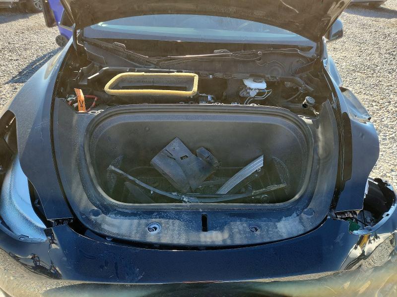 Photo 12 from auction – 2020 TESLA MODEL Y with VIN 5YJYGDEE0LF050655