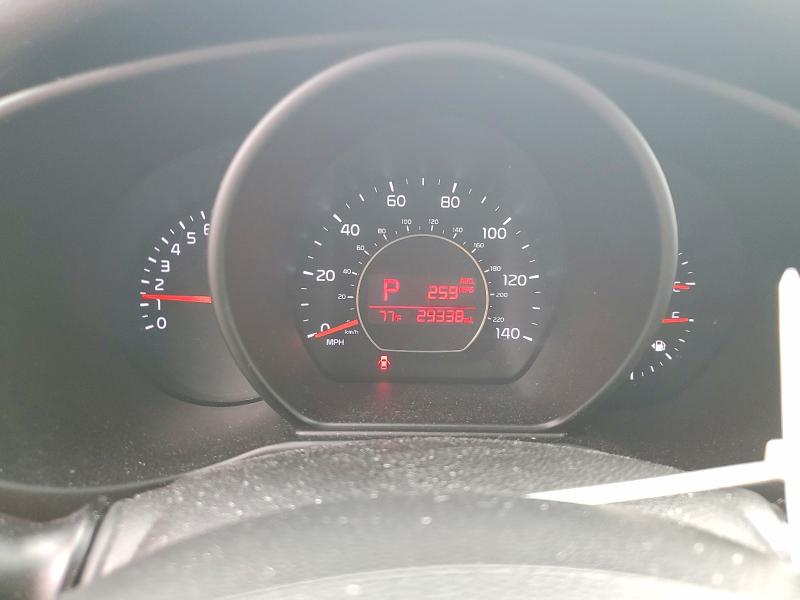 Photo 9 from auction – 2015 KIA SOUL with VIN KNDJX3A54F7212296
