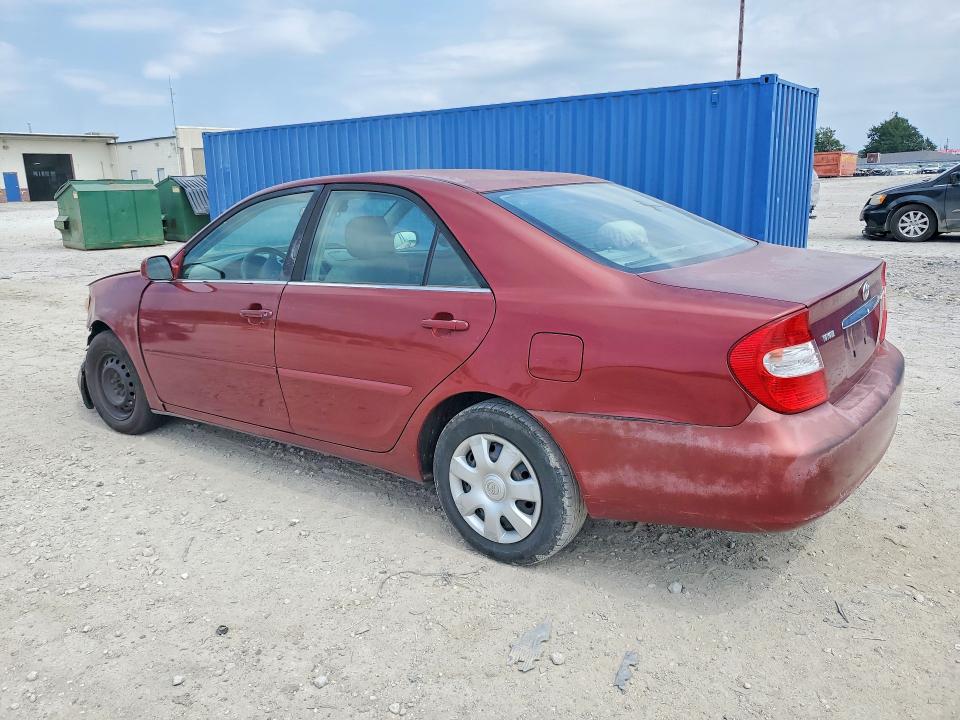 Photo 2 from auction – 2004 TOYOTA CAMRY with VIN 4T1BE32K34U266763