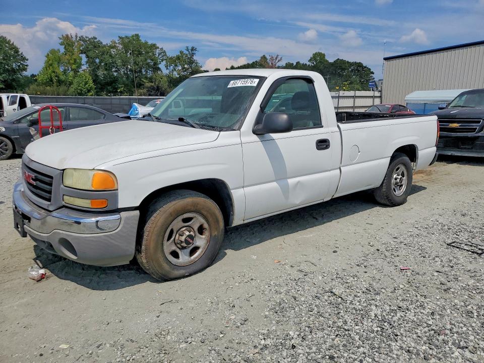 GMC NEW SIERRA 2004 z numerem VIN 1GTEC14X04Z236868 - Zdjęcie z aukcji