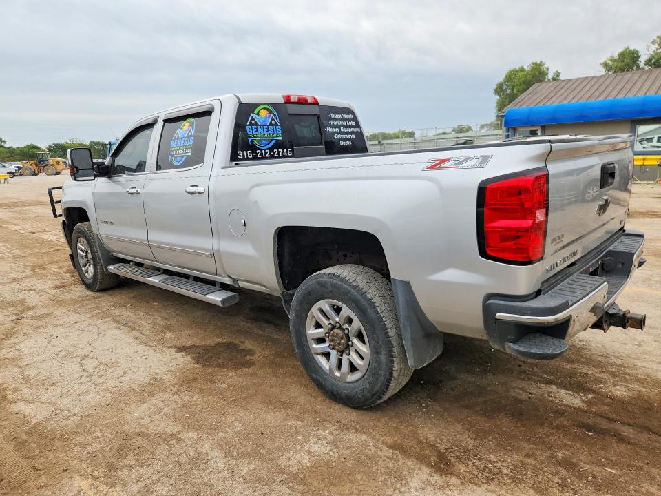Photo 2 from auction – 2017 CHEVROLET SILVERADO with VIN 1GC1KWEGXHF206605