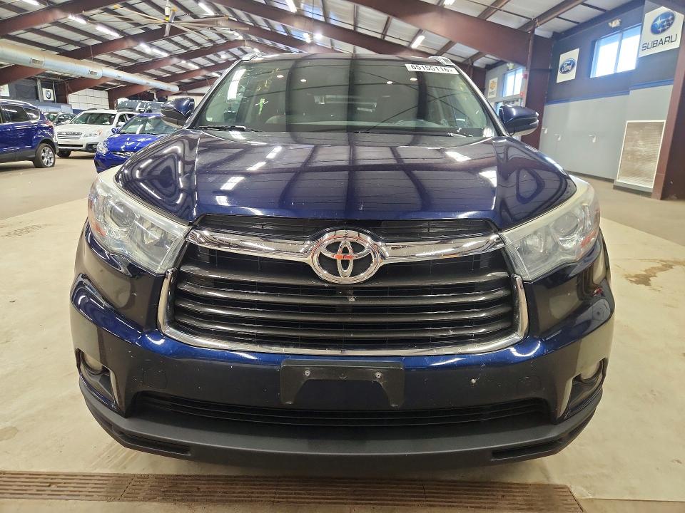 Photo 5 from auction – 2016 TOYOTA HIGHLANDER with VIN 5TDJKRFH1GS231111