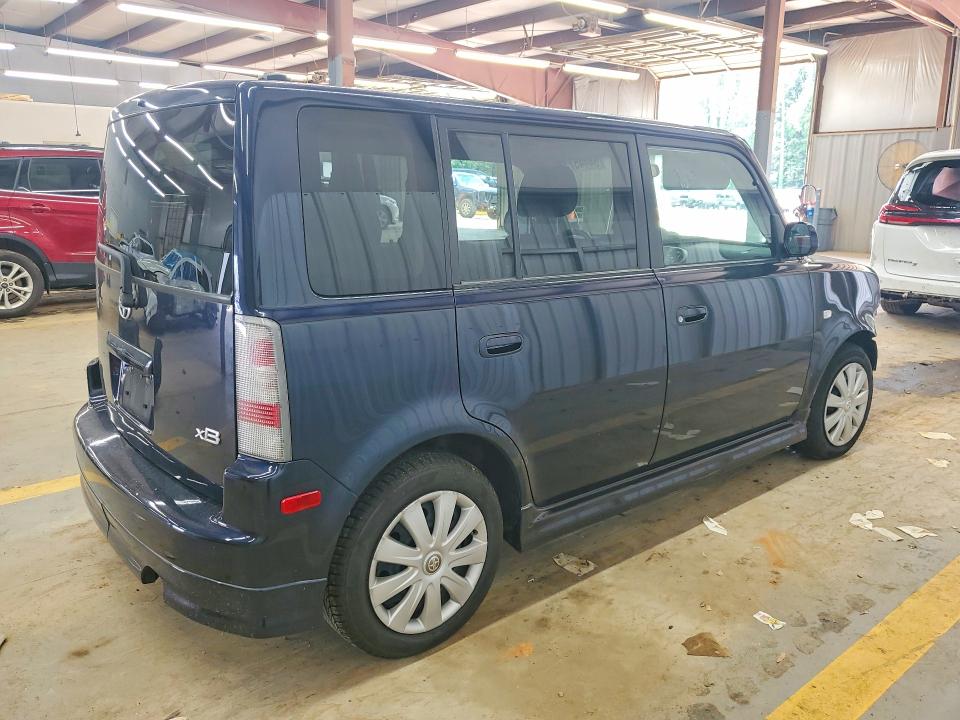Photo 3 from auction – 2005 SCION XB with VIN JTLKT324754018730