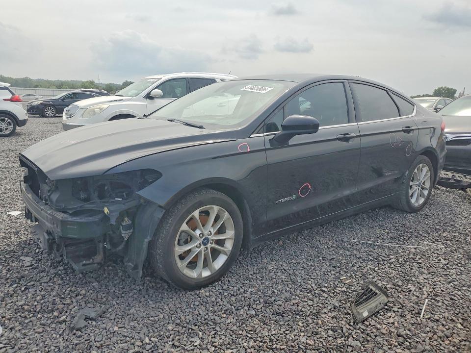FORD FUSION 2019 with VIN 3FA6P0LU4KR164753 - Photo from auction