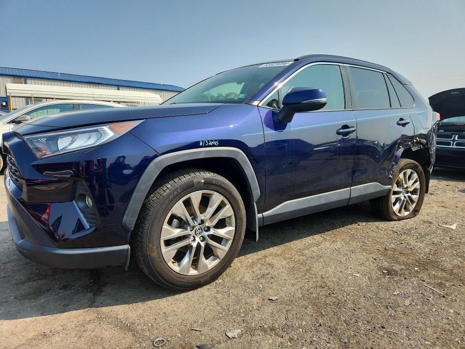 Photo 1 from auction – 2020 TOYOTA RAV4 with VIN JTMA1RFVXLJ035409