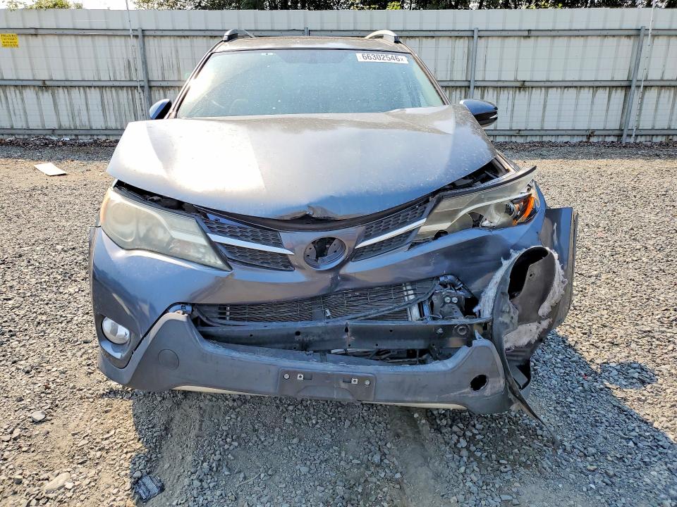 Photo 5 from auction – 2014 TOYOTA RAV4 with VIN 2T3WFREV4EW107783