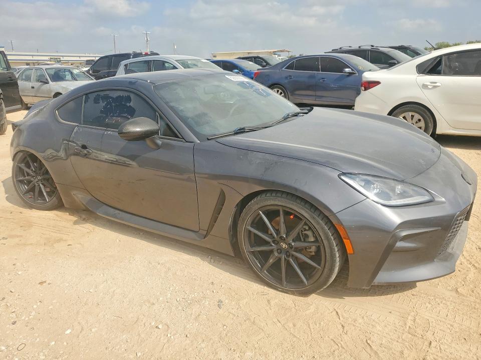 Photo 4 from auction – 2023 TOYOTA GR 86 with VIN JF1ZNBF12P8759075